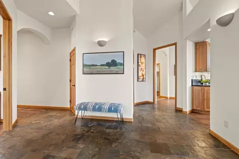 180 NW Phils Loop, Bend, OR 97703 photo 2
