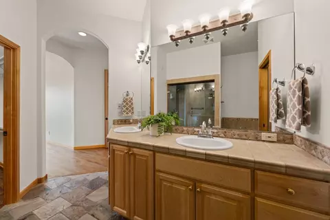 180 NW Phils Loop, Bend, OR 97703 photo 16