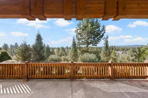 180 NW Phils Loop, Bend, OR 97703 photo 35