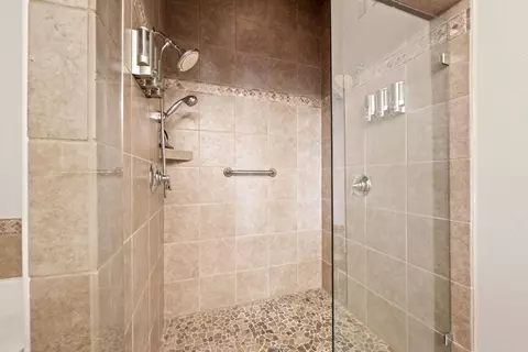 180 NW Phils Loop, Bend, OR 97703 photo 18