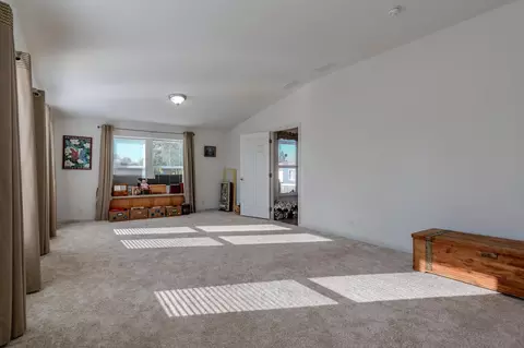 187 E Gregory Rd, Central Point, OR 97502 photo 16