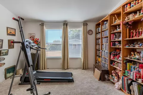 187 E Gregory Rd, Central Point, OR 97502 photo 19
