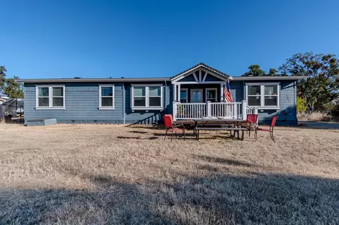 187 E Gregory Rd, Central Point, OR 97502