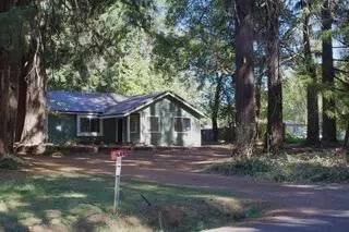 1640 Mill Creek Dr, Prospect, OR 97536