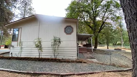 1740 Summit Loop, Grants Pass, OR 97527 photo 37