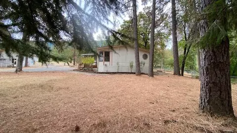1740 Summit Loop, Grants Pass, OR 97527 photo 22