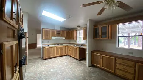 1740 Summit Loop, Grants Pass, OR 97527 photo 6