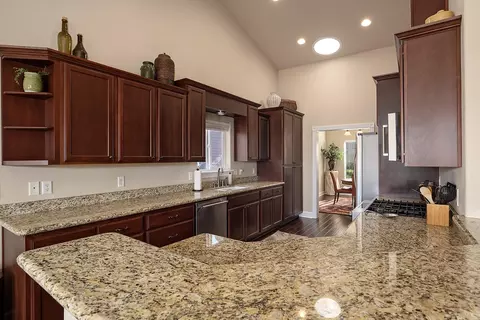 149 Skyhawk Dr, Eagle Point, OR 97524 photo 11