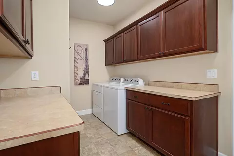 149 Skyhawk Dr, Eagle Point, OR 97524 photo 28