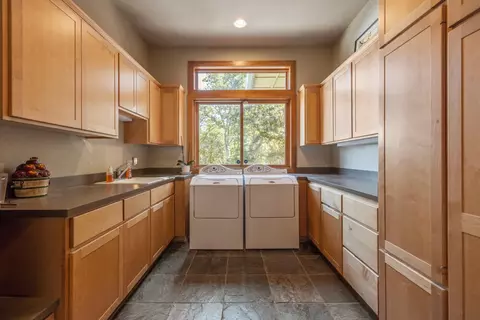 Other - 10109 Cinnamon Teal Dr, Klamath Falls, OR 97601 photo 4 of 12