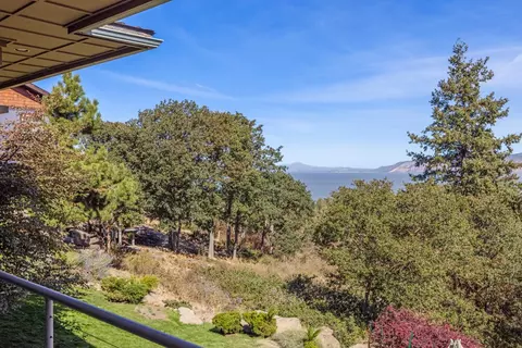 View/Area - 10109 Cinnamon Teal Dr, Klamath Falls, OR 97601 photo 7 of 16