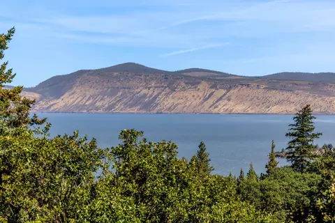 View/Area - 10109 Cinnamon Teal Dr, Klamath Falls, OR 97601 photo 2 of 16