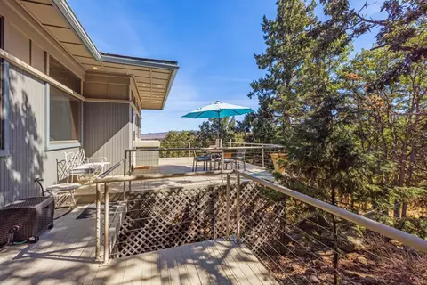 Exterior - 10109 Cinnamon Teal Dr, Klamath Falls, OR 97601 photo 12 of 28