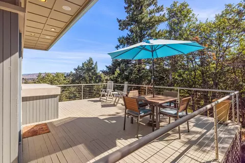 Exterior - 10109 Cinnamon Teal Dr, Klamath Falls, OR 97601 photo 5 of 28