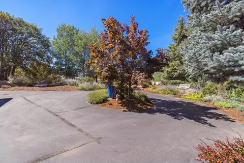 Exterior - 10109 Cinnamon Teal Dr, Klamath Falls, OR 97601 photo 21 of 28
