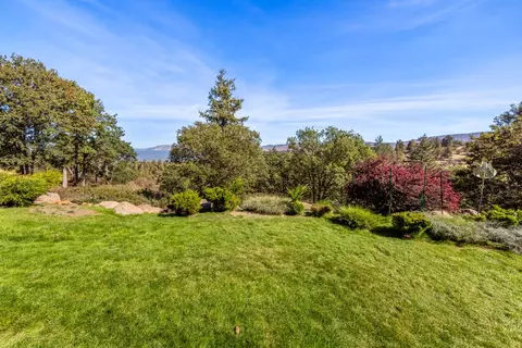 Exterior - 10109 Cinnamon Teal Dr, Klamath Falls, OR 97601 photo 26 of 28