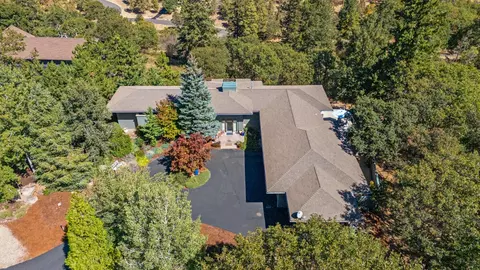 View/Area - 10109 Cinnamon Teal Dr, Klamath Falls, OR 97601 photo 14 of 16