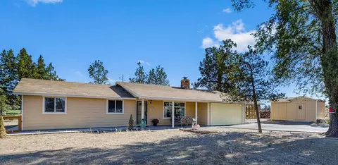 7870 SW Canal Blvd, Redmond, OR 97756