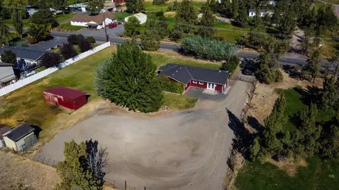 1026 NE Yucca Ave, Redmond, OR 97756