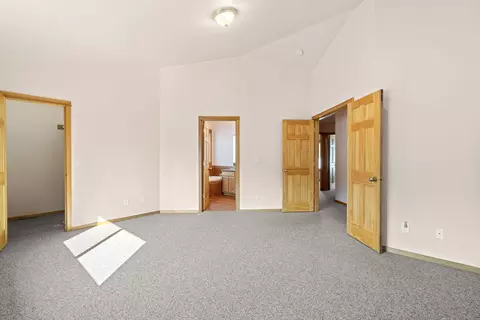 Bedroom - 16696 Oakridge Pl, La Pine, OR 97739 photo 7 of 8
