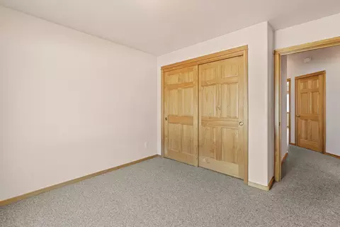 Bedroom - 16696 Oakridge Pl, La Pine, OR 97739 photo 3 of 8