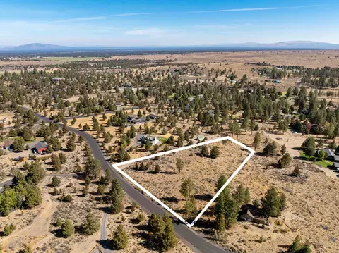 59996 Edmonton Dr, Bend, OR 97702 photo 4