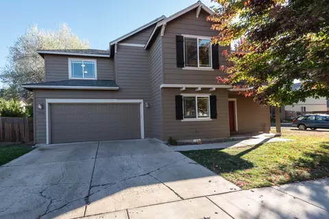2990 SW Deschutes Ave, Redmond, OR 97756