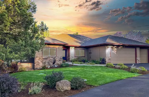 370 Avocet Ct, Redmond, OR 97756