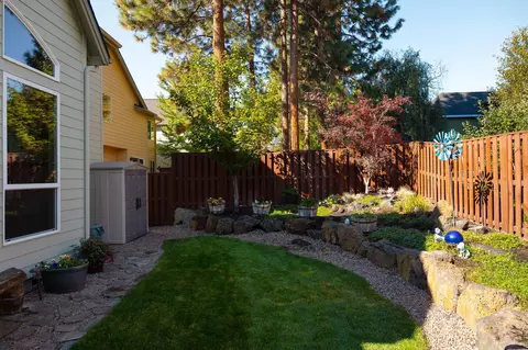 19782 Baneberry Ave, Bend, OR 97702 photo 23
