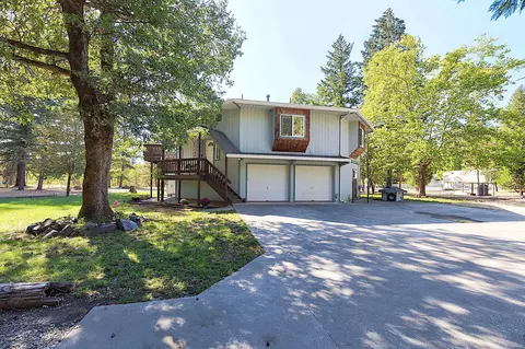 151 Boyer Rd, Grants Pass, OR 97526