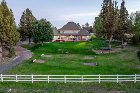 Exterior - 22122 Neff Rd, Bend, OR 97701 photo 2 of 15