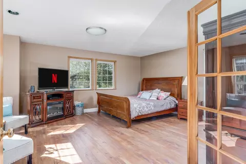 Bedroom - 22122 Neff Rd, Bend, OR 97701 photo 1 of 8