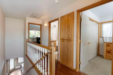 Entry Way - 22122 Neff Rd, Bend, OR 97701 photo 2 of 5