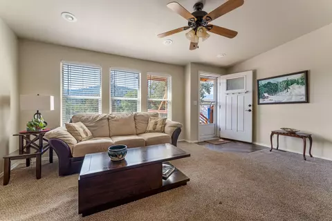 6100 Rogue River Dr, Eagle Point, OR 97524 photo 6