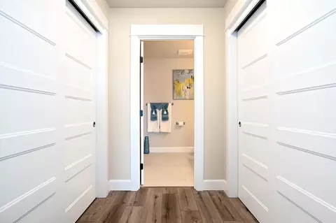Entry Way - 209 Skyhawk Dr, Eagle Point, OR 97524 photo 2 of 2