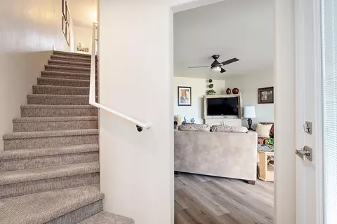 Entry Way - 209 Skyhawk Dr, Eagle Point, OR 97524 photo 1 of 2