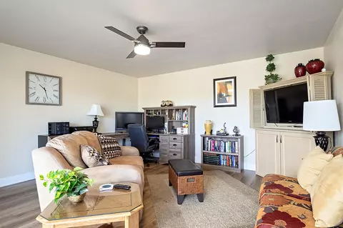 Living - 209 Skyhawk Dr, Eagle Point, OR 97524 photo 4 of 4