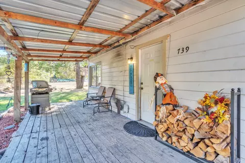 739 Elk Creek Rd, Trail, OR 97541