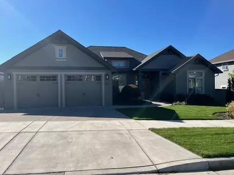 3952 Windgate St, Medford, OR 97504
