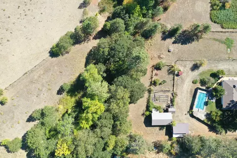 View/Area - 203 Mobley Dr, Azalea, OR 97410 photo 5 of 5