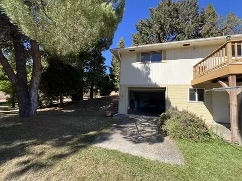 Exterior - 203 Mobley Dr, Azalea, OR 97410 photo 26 of 30