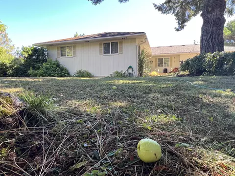 Exterior - 203 Mobley Dr, Azalea, OR 97410 photo 14 of 30