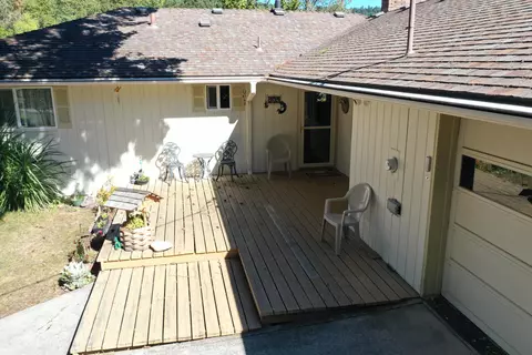 Exterior - 203 Mobley Dr, Azalea, OR 97410 photo 1 of 30