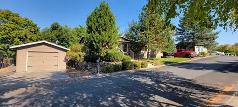20738 Livengood Way #67, Bend, OR 97701