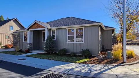 1255 NE Shane Ln, Bend, OR 97701