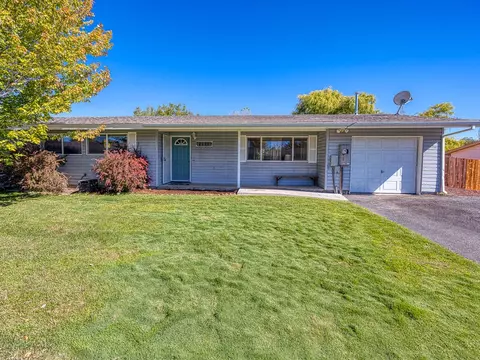 10759 Preddy Ave, Klamath Falls, OR 97603