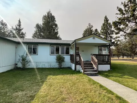 63565 Hughes Rd, Bend, OR 97701 photo 2