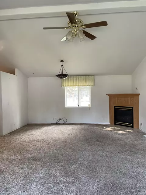 63565 Hughes Rd, Bend, OR 97701 photo 5