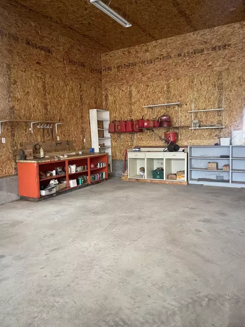 63565 Hughes Rd, Bend, OR 97701 photo 27