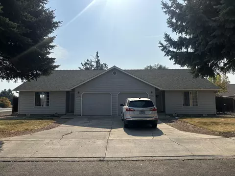 2716 SW Umatilla Ave, Redmond, OR 97756